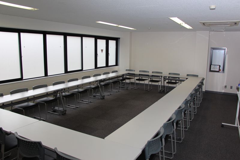 9F　セミナールーム9B - 【名古屋駅】会議室アクションラボ