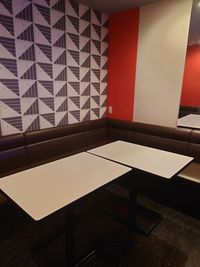 《9～10名用》【会議・打ち合わせに最適👩‍💻】電源/Wi-Fi完備/ソフトドリンク飲み放題付き☕️の完全個室！ - カラオケビッグエコー 神田西口駅前店