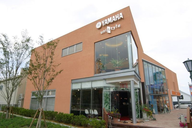 グランドピアノ防音室レンタル - ユニスタイルクロスモールセンター