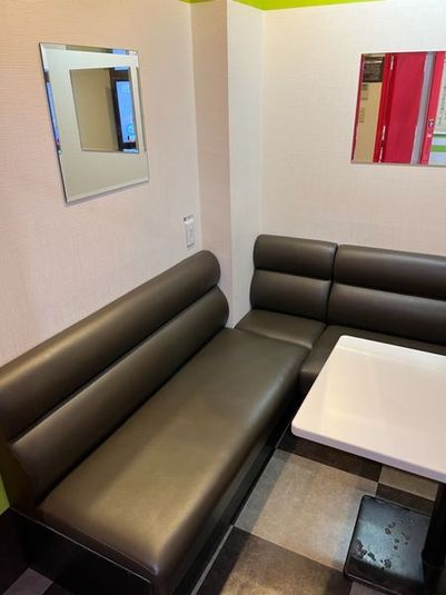 《9～10名用》会議・打ち合わせ用ワークルーム【サイズL】 - カラオケビッグエコー 小田急町田駅前