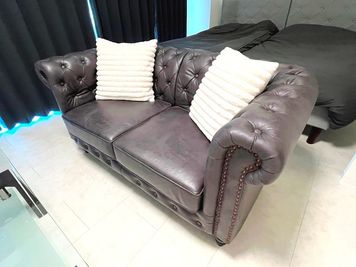 ソファー - 女性専用　アメニティ東桜２F 【リバーリッチ】アメニティ東桜2F　女性専用の設備の写真