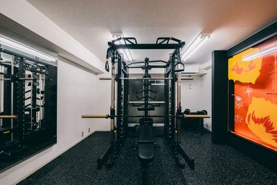 mela gym（メラジム）新宿御苑店の室内の写真