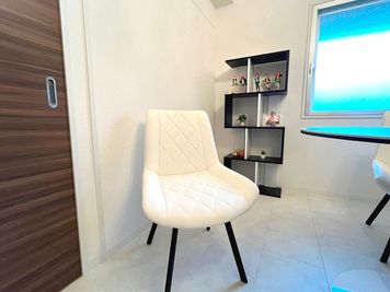 椅子 - 女性専用　アメニティ東桜２F 【リバーリッチ】アメニティ東桜2F　女性専用の設備の写真