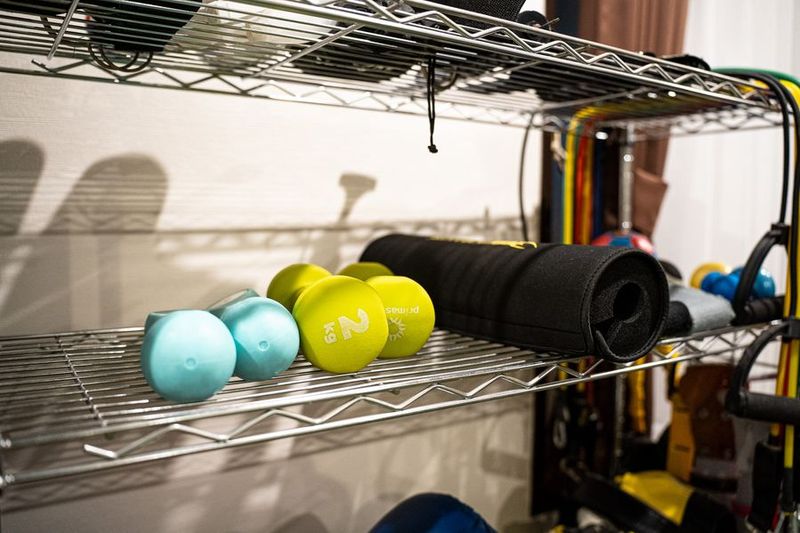 鮮やかな人工芝の映えるパーソナルジムをお手軽レンタル★ - 天満/扇町 3つの部屋完備シェアサロン★Studio Gaudi