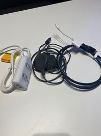 カラオケビッグエコーTXGAおおたかの森店 《2～4名用》会議・打ち合わせ用ルーム【サイズS】の設備の写真