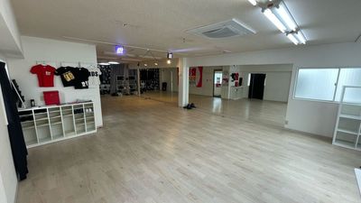 Issya R Studio 一社駅すぐ 商用利用可能！鏡があるダンススタジオ！の室内の写真