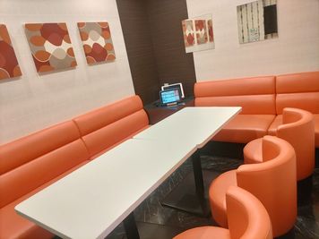 《1名用》【テレワークに最適👩‍💻】電源/Wi-Fi完備/ソフトドリンク飲み放題付き☕️の完全個室！ - カラオケビッグエコー 門前仲町駅前店