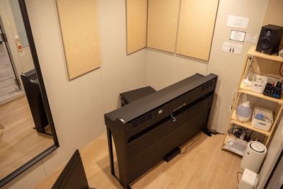 電子ピアノ（KORG） - ワオン・スタジオ 初台 Bスタジオ（電子ピアノ3帖）の室内の写真