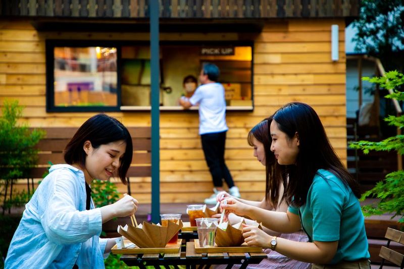 レンタルカフェ - 465_バスあいのり新宿3丁目テラス