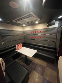 カラオケビッグエコー 武蔵小山店 《1名用》テレワークルームの室内の写真