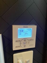 カラオケビッグエコー 名駅３丁目店 《2～4名用》会議・打ち合わせ用ルーム【サイズS】の設備の写真
