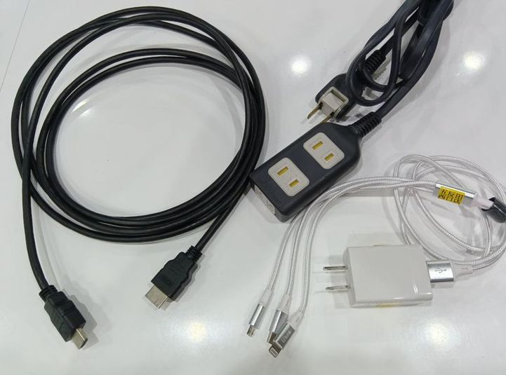 《9～10名用》会議・打ち合わせ用ワークルーム【サイズL】 - カラオケビッグエコー 五反田西口店