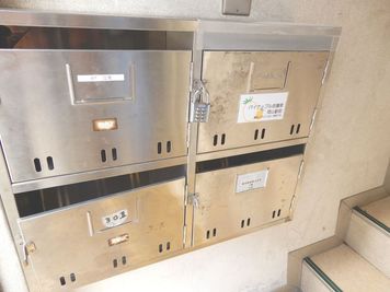 玄関を開けると左側にポストがあります。 - ＜パイナップル会議室 岡山駅前＞ 多目的スペースのその他の写真