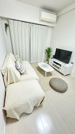 白を基調とした明るい部屋です🤗 - お気軽スペース お気軽スペースchillの室内の写真