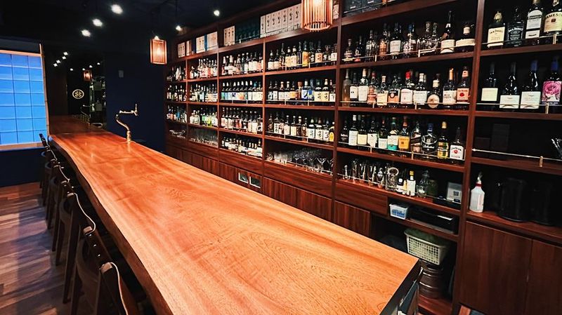 BAR仕様のレンタルスペース｜各種撮影、会議、セミナーなどに◎ - 芝大門BAR新海