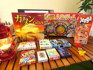 ゲームも多数！（人生ゲーム、カタン、ジェンガ、人狼DX、トランプ、UNO、犯人は踊る、筋肉かるた、ナンジャモンジャゲーム） - アウトドア気分で盛り上がれ！ポケット（Pocket） ポケット（Pocket）の設備の写真