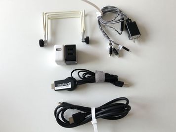 あると便利なスマホ周辺機器もご用意しております。 - The Room The Room 605の設備の写真