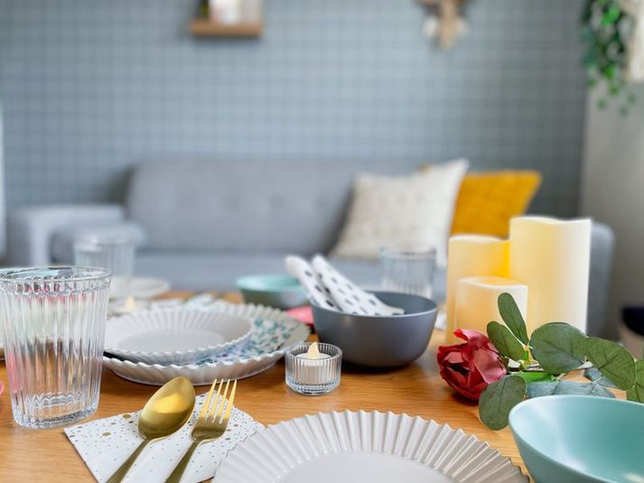 The Room Kukka - The Room