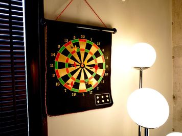 マグネット式のダーツもございます♪ - みんなの秘密基地『レイズ（Rays）』 大宮レンタルスペース『レイズ（Rays）』の設備の写真