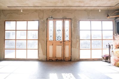 【リリアスタジオ①】ガラス張りの壁からは採光がたっぷりとれます - レンタルスペース【リリアスタジオ】 フォトジェニックなレンタルスペース【リリアスタジオ①・②】の室内の写真