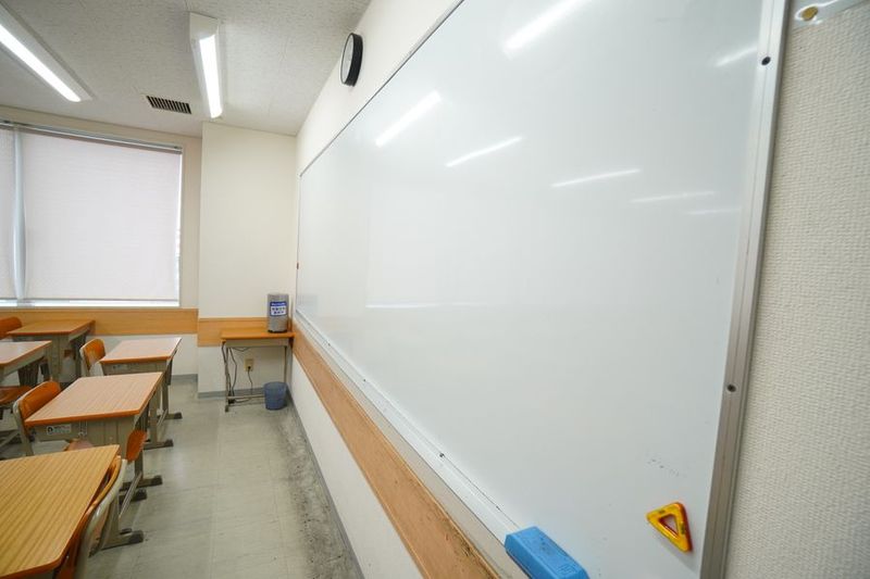 703 - 【英進館天神本館3号館レンタルスペース】