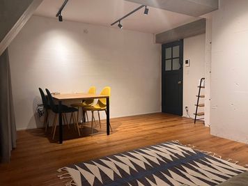 夜の場合の部屋 - Ｔｈｅ　Ｓｐａｃｅ Ｔｈｅ　Ｓｐａｃｅ ３階（B スタジオ）の室内の写真