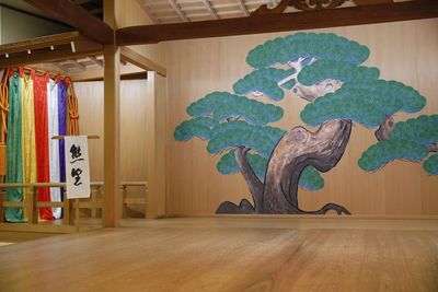 新宿歌舞伎町能舞台の室内の写真