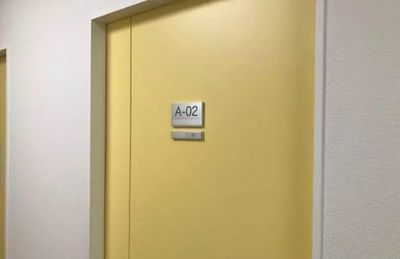 ワンコイン会議室 新橋 新橋駅前A-02の室内の写真