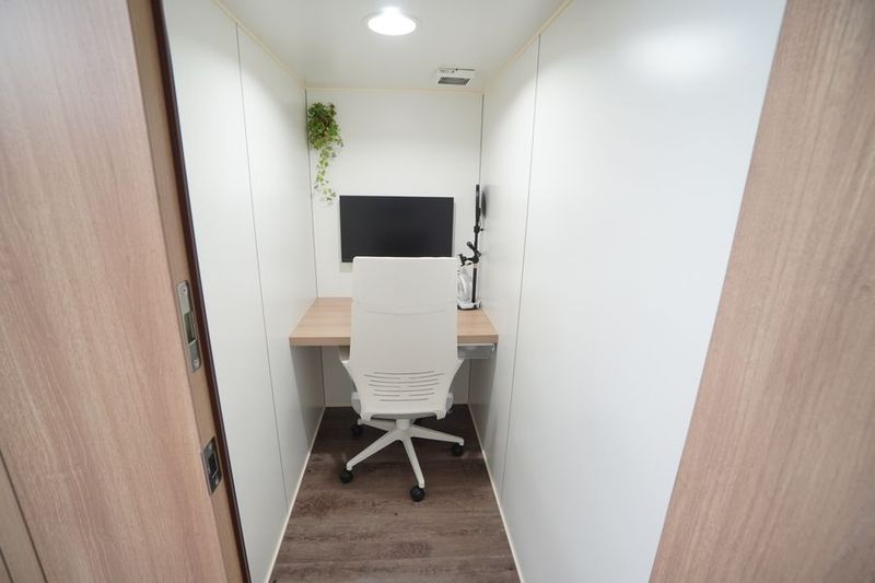 ヒトリボックス なんば駅前No.5 - 【ヒトリボックス なんば駅前】