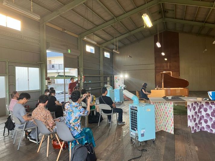 シーマー倉庫　金のピアノ - シーマー倉庫　金のピアノイベントスペース