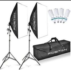 FOSITAN ソフトボックス 写真照明用セット - エクセルシオールスペース南池袋店 ✨ゴミ捨て無料✨コンクリート打ちっ放し|女子会・パーティー🍷の室内の写真