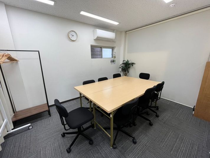 RAKUNA上野・御徒町 B号室の室内の写真