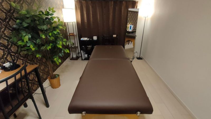 08〈LINCRASトーカン博多サロン〉 - LINCRASトーカン博多