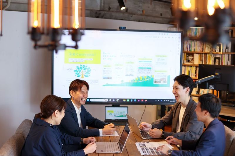 MID BASE（ミッドベース） 十三本店 - MID BASE 十三本店