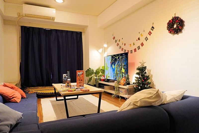 12月26日まで内装をクリスマス仕様に変更しております。 - irori space~chilling party room~ irori space~Chilling Blue~池袋徒歩7分の室内の写真