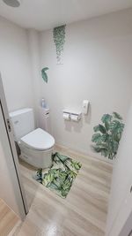 トイレもスタジオ内にございます - SBS第1スタジオ(本校) ★59㎡の広々とした綺麗なスタジオ★最新設備の室内の写真