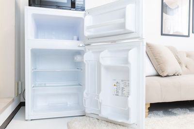 ホールケーキも入るサイズの冷蔵庫🎂 - Ally(アリー)名古屋栄 Ally(アリー)名古屋栄💖栄＆矢場町5分、新築のキレイな内装の設備の写真