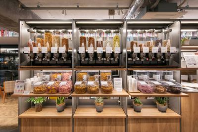 SHARE LOUNGE 亀戸 with H¹T OPENSPACE カジュアルMTG（4名用）の設備の写真