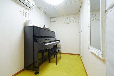 各防音室にはエアコン有り - パンテサロン【横浜センター北駅前】🎹ピアノ📶WIFI 防音室２部屋【駅前１分】🎵ピアノ２台（各部屋１台）の設備の写真