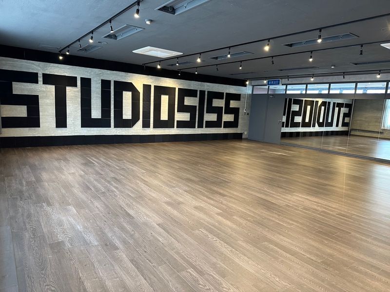 1d5102ae-3c0c-4dc7-809c-