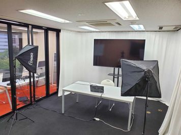 サスケ・ヒューマンディレクション株式会社 SASUKE　SPACE　SHAREの室内の写真
