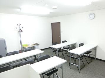 THE貸会議室☆淀屋橋 10人貸会議室4階403号室の室内の写真