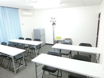 THE貸会議室☆淀屋橋 10人貸会議室4階403号室の室内の写真