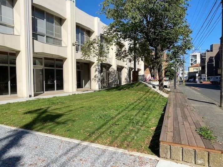 【全面】さくら広場＋じゃりんこ広場 - Bibli