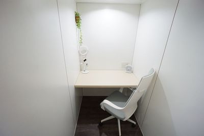 ＜ビズボ名駅桜通口No.4＞【換気ファン付完全個室】名古屋駅7番出口徒歩1分🚃Wi-Fi📶電源🔌テレワーク/ZOOM - 【ビズボ名駅桜通口】