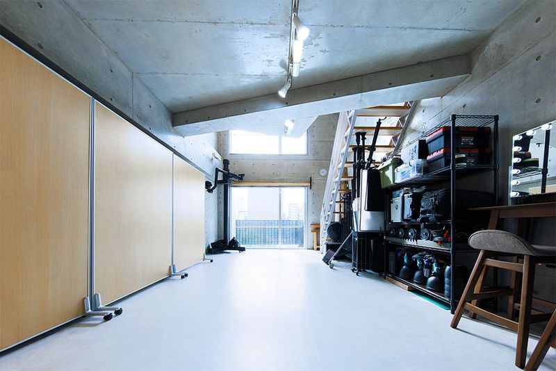 【MYSTUDIO】小規模商品撮影スタジオ - MYSTUDIO