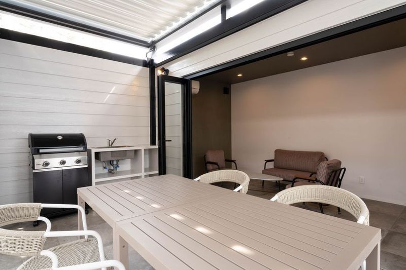 BBQキッチンA - HUBHUB新百合ヶ丘