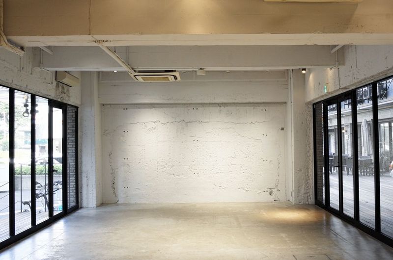 Joint Around the Corner - THE SHARE 1F