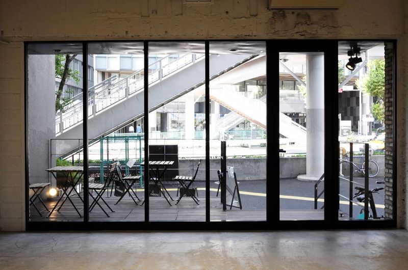 Joint Around the Corner - THE SHARE 1F