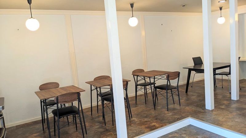 【松本駅徒歩12分】キッチン付き貸しスペース「ぎゅーぱんハウス」 - 【松本駅より徒歩12分】貸店舗・シェアカフェ「ぎゅーぱんハウス」